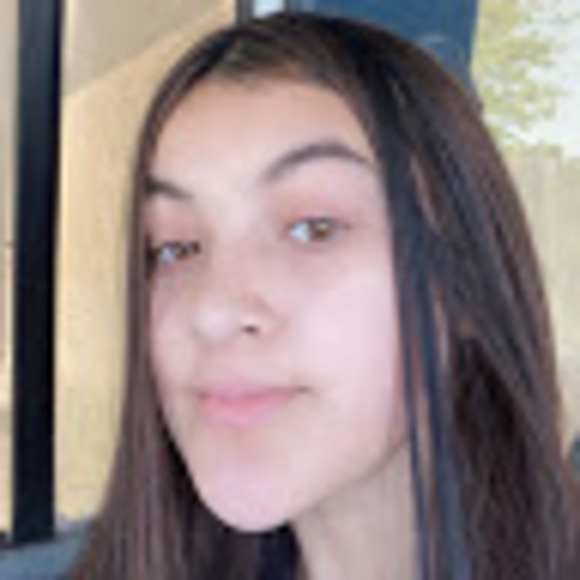 Profile Picture of Ynw Vilette (@vilettezabala9) on Poshmark