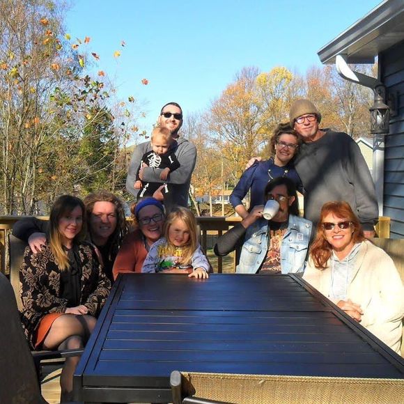 Profile Picture of Oliver Heckscher (@omheckscher) on Poshmark