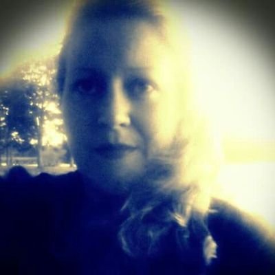 Profile Picture of Kim Whitley (@KimWhitley18) on Twitter