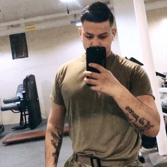 Profile Picture of Edward Mcmahon (@edwardmcmahon) on Poshmark