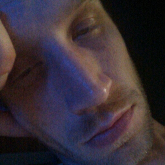 Joshua Winans - Poshmark Profile Picture of Joshua Winans (@smoshpitt) on Poshmark