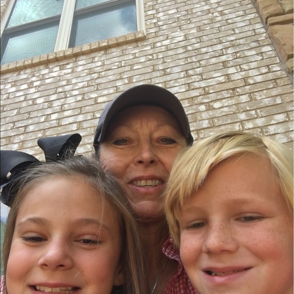 Profile Picture of Rita Burcham (@burita57) on Poshmark