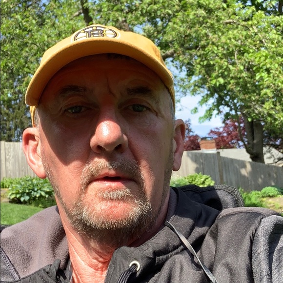 Profile Picture of Gordon Mitchell (@gmitchboston33) on Poshmark