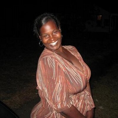 Profile Picture of Michelle Hamillton (@Tongue2Live) on Twitter