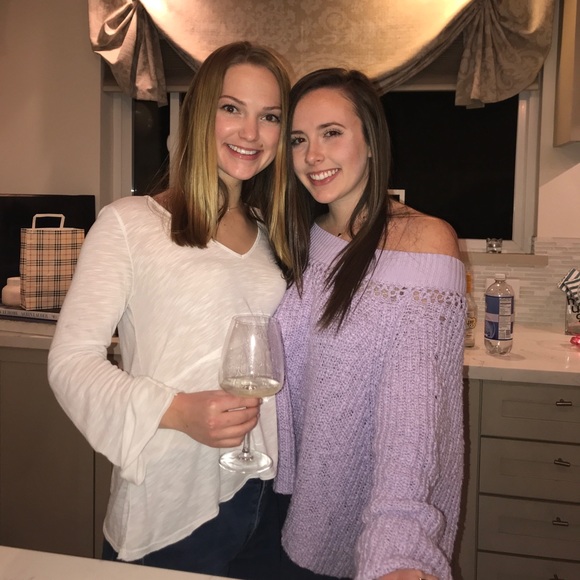 Profile Picture of Jordan Thomas (@jordanshops97) on Poshmark