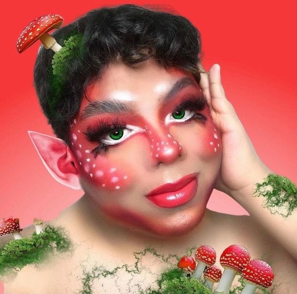 Profile Picture of Alex Alamo (@yolandaalamo92) on Poshmark