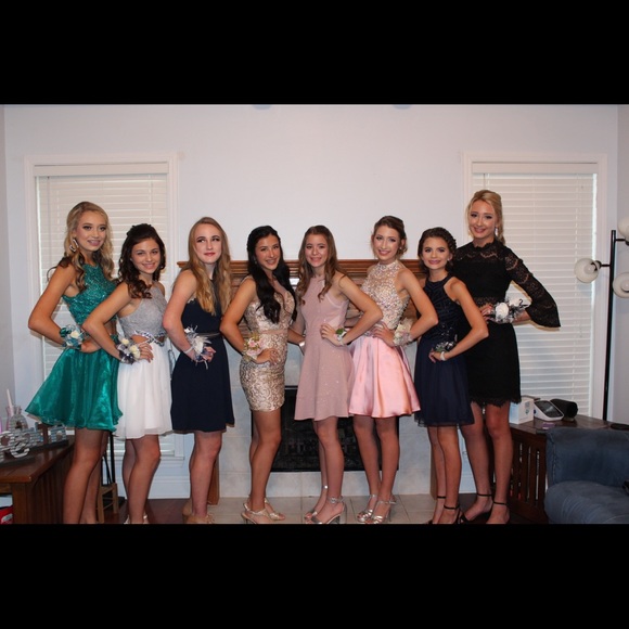 Profile Picture of Piper Smith (@kbsmithslp) on Poshmark