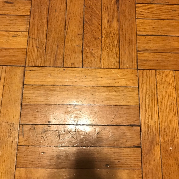 Lynnette Martinez - Poshmark Profile Picture of Lynnette Martinez (@lynnmart6492) on Poshmark