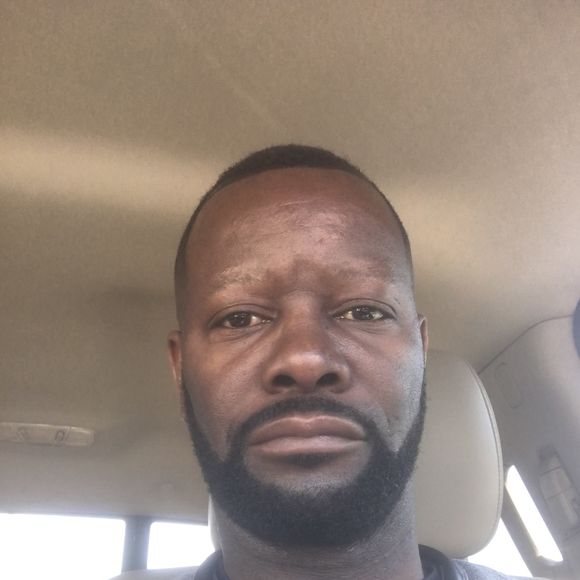 Profile Picture of Victor Moore (@victormoore704) on Poshmark