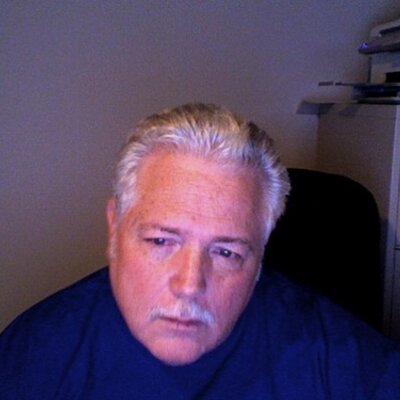 Profile Picture of Stephen Taranto (@SteveTheTutor) on Twitter