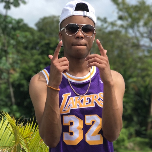 Profile Picture of Jay Chaney (@jaymaroon12345) on Poshmark