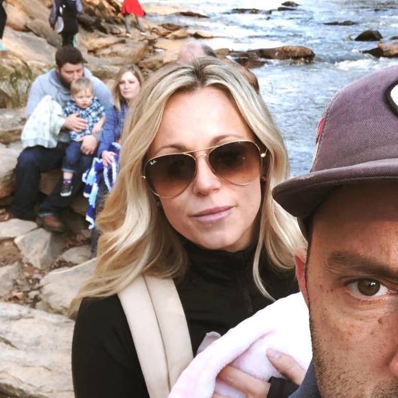 Profile Picture of Carlie Bifaro (@carzelle) on Poshmark