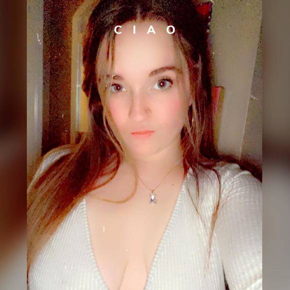 Profile Picture of Addie Walker (@addiewalker17) on Poshmark