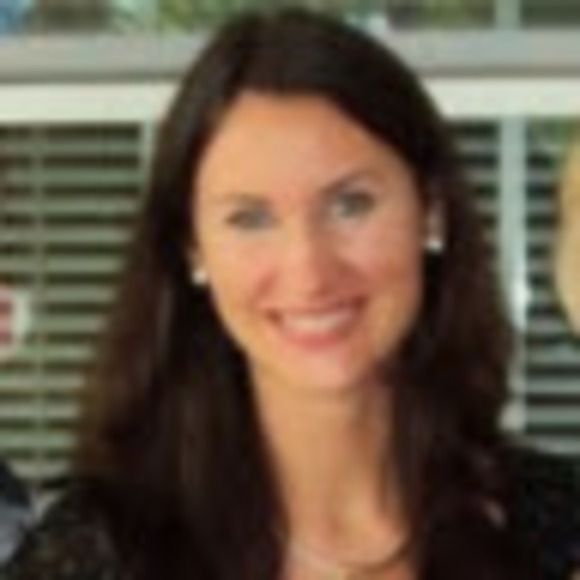Profile Picture of Julia Logue (@jklogue) on Poshmark