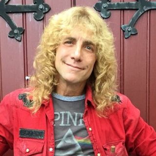 Profile Picture of Steven Adler (@realstevenadler) on Instagram