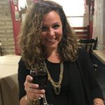 Profile Picture of Micole Baclija-Gluss 💚 (@nobodyputsmicoleinacorner) on Instagram