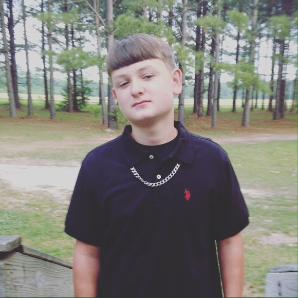 Profile Picture of Matthew Chavis (@matthewchavis) on Poshmark