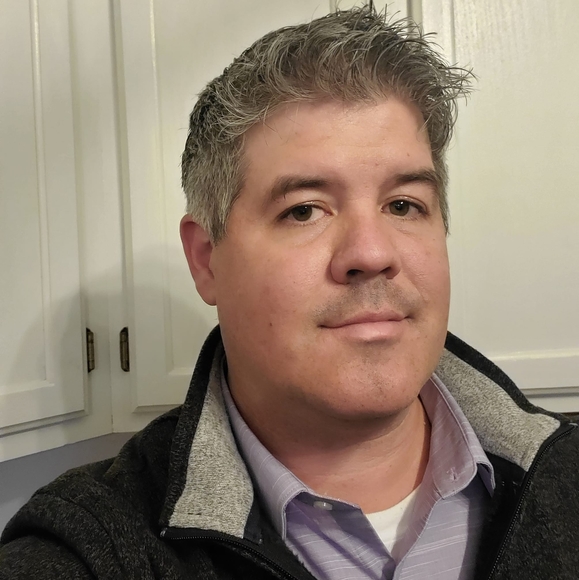 Profile Picture of Jason Ewell (@bsu_ewell) on Poshmark