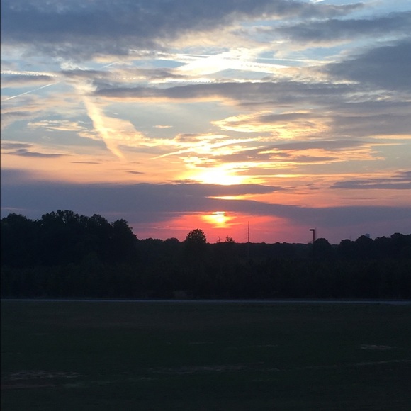 Profile Picture of Kate Everett (@_liz04_) on Poshmark