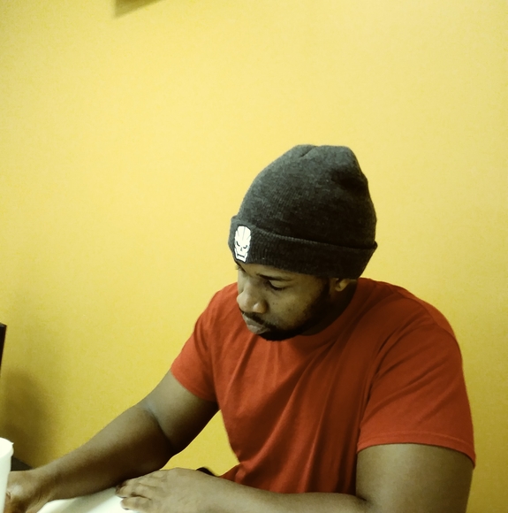 Profile Picture of Isaiah Rivers (@riversisaiah46) on Poshmark