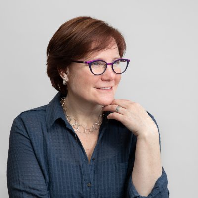 Profile Picture of Cynthia Clayton (@claytoncomm) on Twitter
