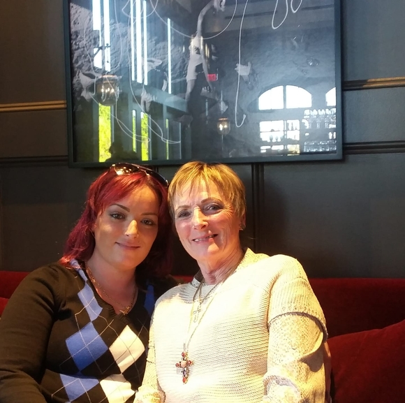 Profile Picture of Frances Hennis (@franceshennis) on Poshmark