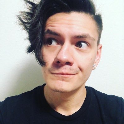 Profile Picture of Guillotine_ (@GuilloGaming) on Twitter