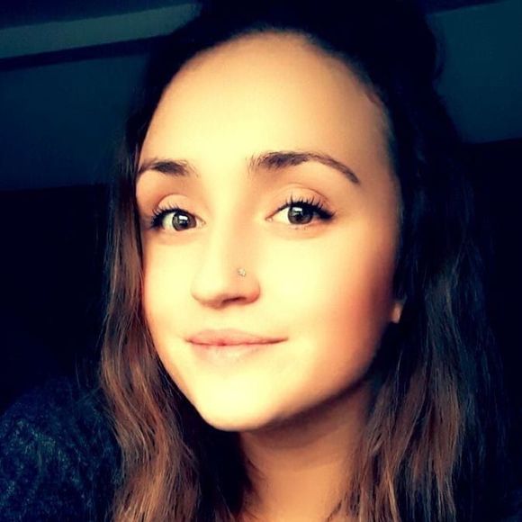 Profile Picture of Ashley Slama (@ashleys10805) on Poshmark