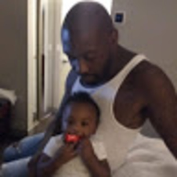 Profile Picture of Adrian Jackson (@adrianjackso570) on Poshmark