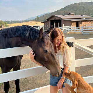 Jessica Rose Lee Welling - Instagram Profile Picture of Jessica Rose Lee Welling (@jessicarosewelling) on Instagram