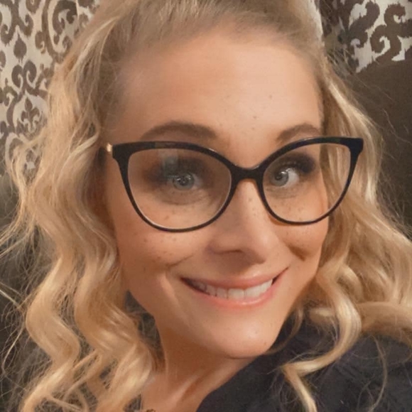 Profile Picture of Sabrina Primes (@sprimes09) on Poshmark