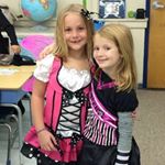 Profile Picture of AvA lYtLe aNd HaNnAh ChMiEl (@noob_friends) on Instagram