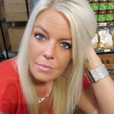 Profile Picture of Erin Macioce (@ErinMacioce) on Twitter