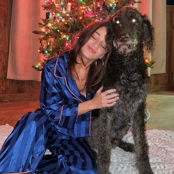 Profile Picture of Isabelle Wright (@isa1444) on Poshmark