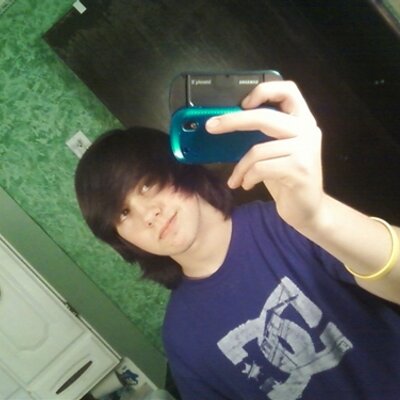 Profile Picture of Andrew (@andy_durst) on Twitter