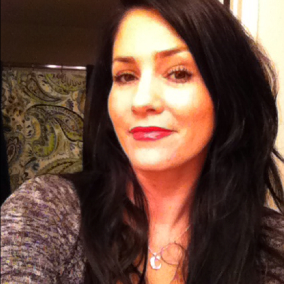 Profile Picture of Carly Roeder (@carlyg11) on Poshmark