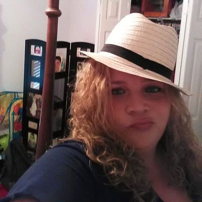 Profile Picture of Angel Honeycutt (@honeycutt_angel) on Twitter