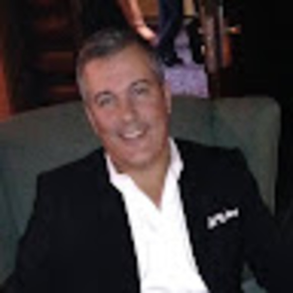 Profile Picture of Dimas Veiga (@golflow80s) on Poshmark