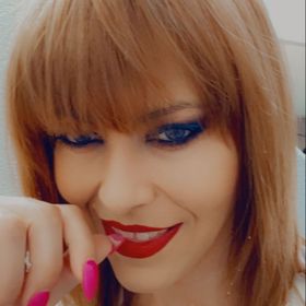 Profile Picture of Autumn Robertson (@raspberryscotti) on Pinterest