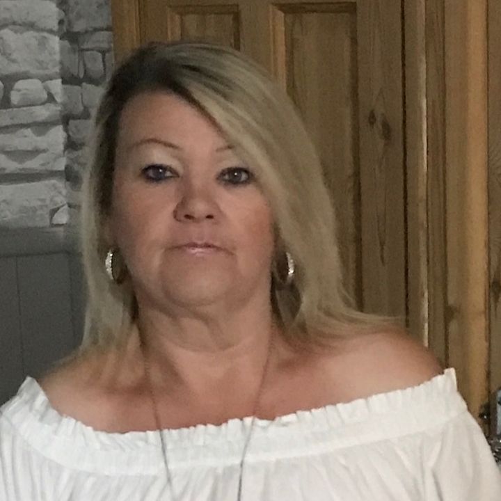 Profile Picture of elizbeth_holmes (@elizbeth_holmes) on Tiktok