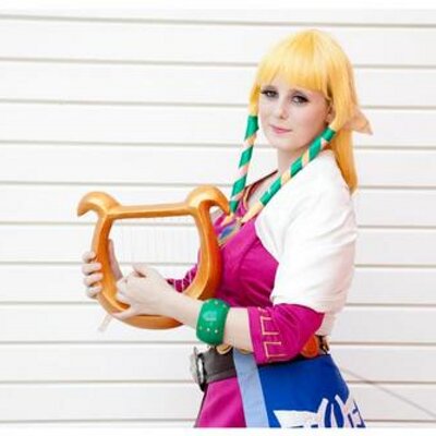 Profile Picture of Kara Hook (@Skyward_Zelda) on Twitter