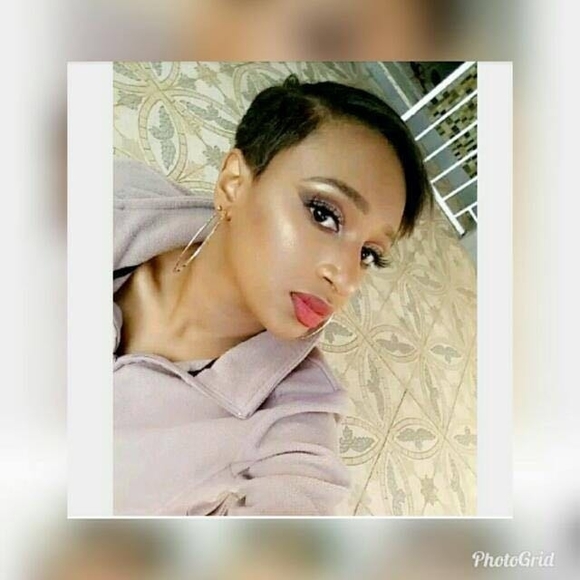 Profile Picture of Rayhana Sow (@rayhannaasow) on Poshmark