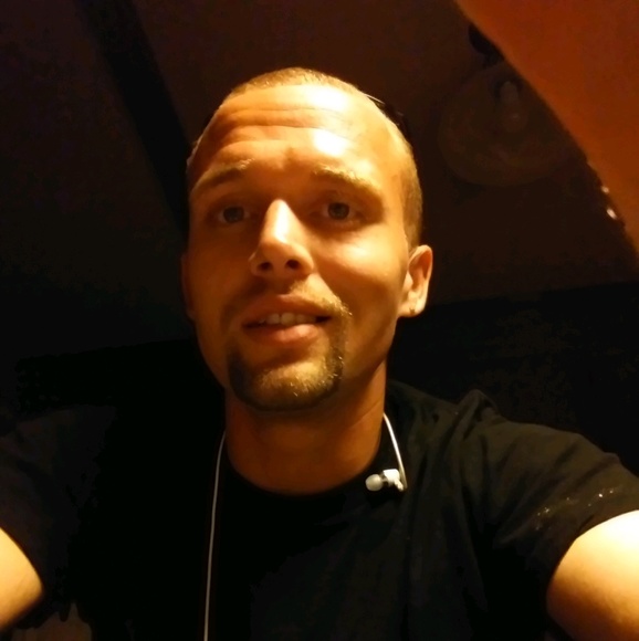 Profile Picture of Eric Lowery (@eric_lowery) on Poshmark