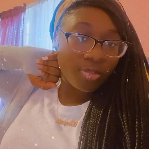 Profile Picture of Mya Mya (@lordmyamk) on Poshmark