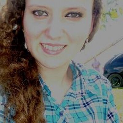 Profile Picture of Larissa Petersen (@SissaLara) on Twitter