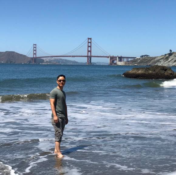 Profile Picture of Nam Nguyen (@namnguyen211) on Poshmark