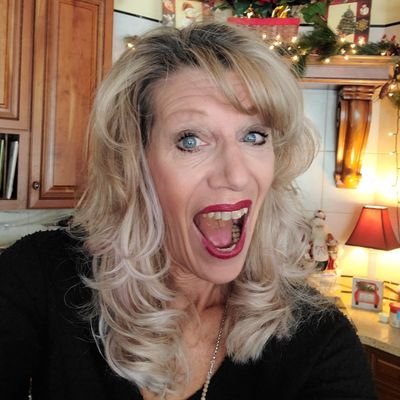 Profile Picture of Sue Anders (@SueAnders2) on Twitter