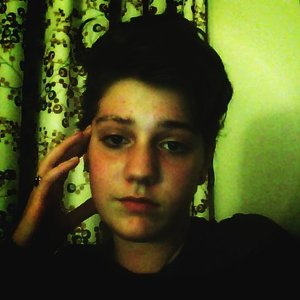 Profile Picture of Oliver Stewart (@emochick821) on Myspace