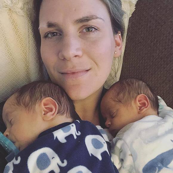 Profile Picture of Cassandra Warren samara (@cdawnwarren) on Poshmark