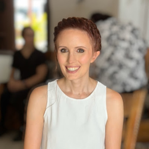 Profile Picture of Jessica Hainley (@jessicahainley) on Poshmark